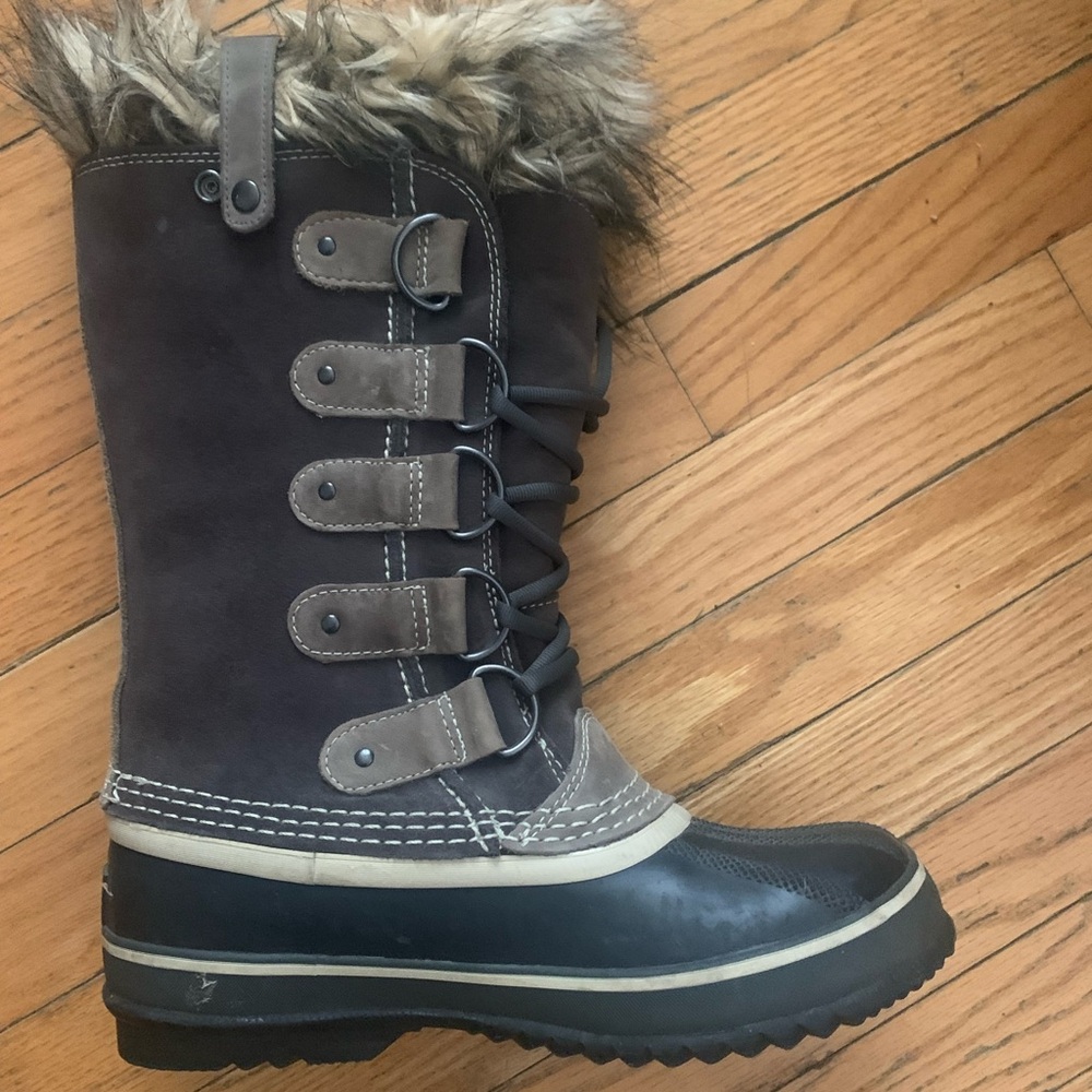 SOREL Joan of Arctic Waterproof Boots Size 8 NEW